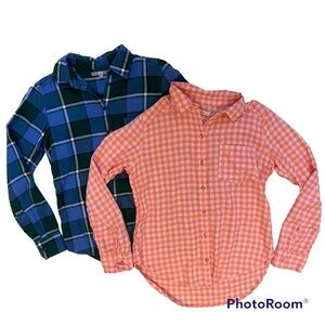 Bundle / Lot of 2 Flannel Button Down Shirts Size Small